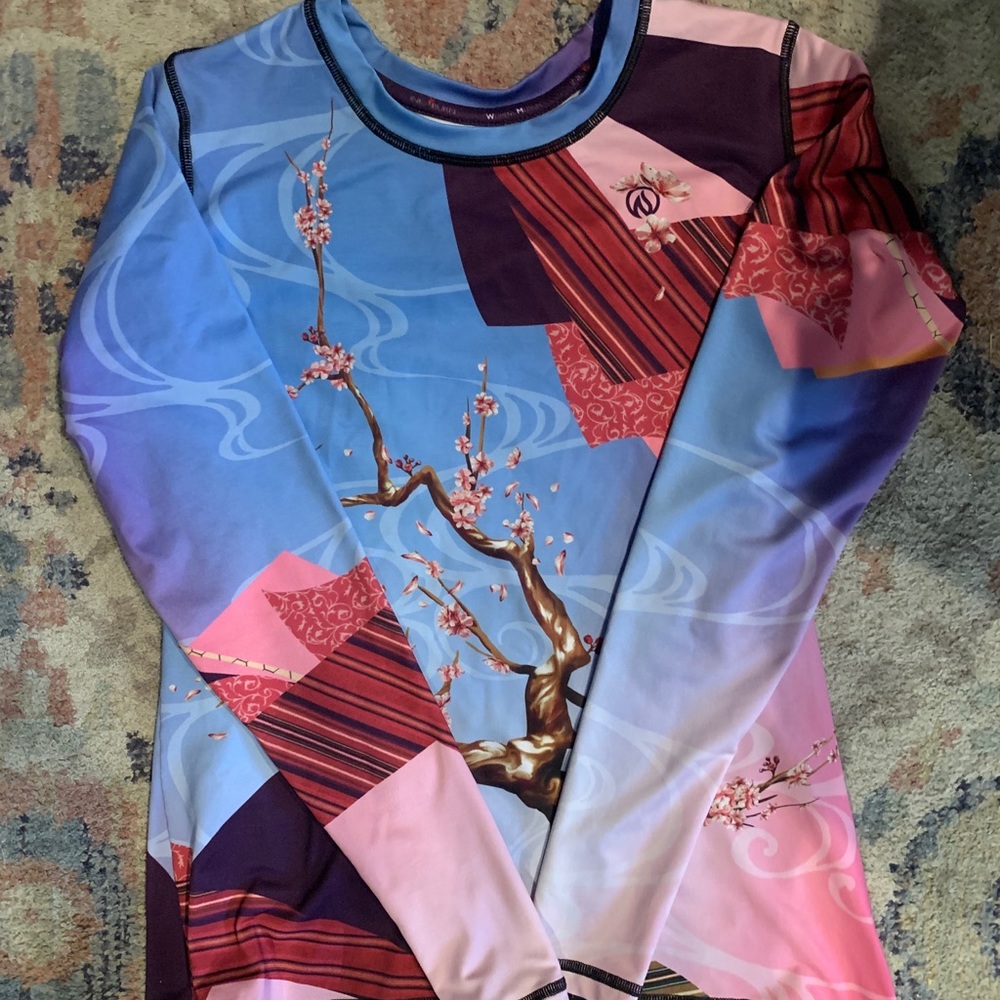 INKnBURN Women’s Medium Pullover